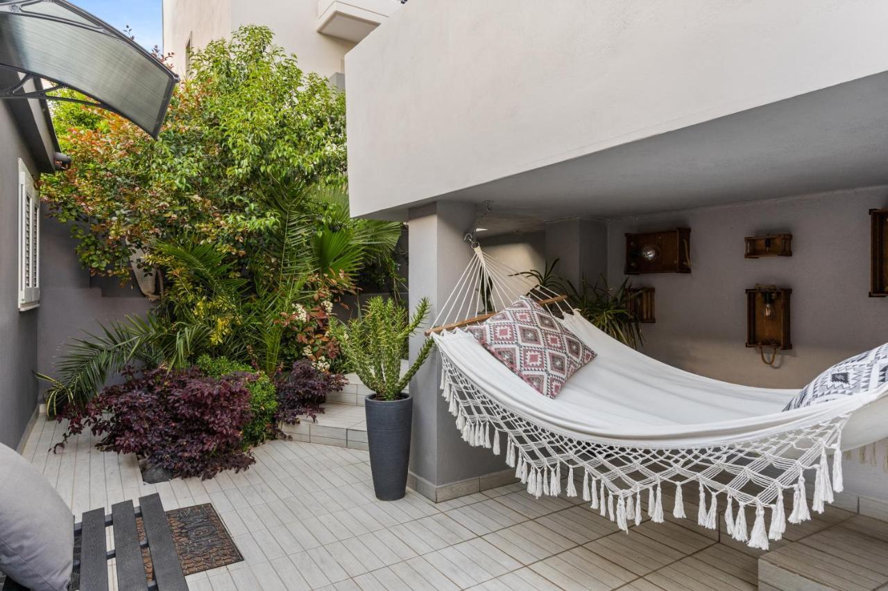 Luxe House In Glyfada With Spa Near Metro Station C8 Athen Eksteriør billede